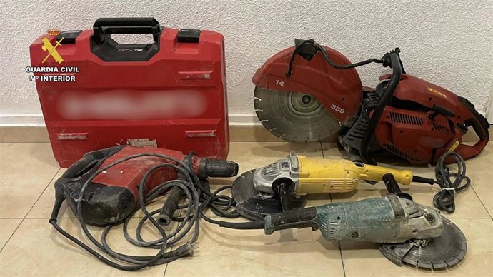 Herramientas robadas en Navalmoral de la Mata.