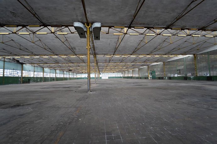 Archivo - Detalle de las inmensas naves de Hytasa en Sevilla. Imagen de archivo.