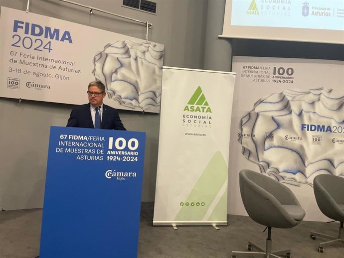 El director general de Promoción de la Autonomía Personal y Mayores, Enrique Rodríguez Nuño, ha participado hoy en la Feria Internacional de Muestras de Asturias (Fidma) en la presentación del estudio encargado por la Consejería de Derechos Sociales.