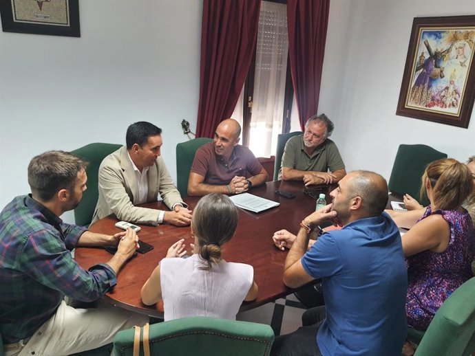 Diputación estudia con Gilena (Sevilla)  vías de colaboración tras la declaración municipal de emergencia por el acuífero.