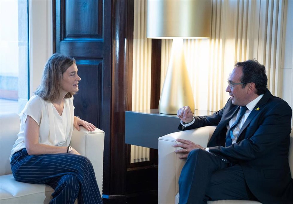 Archivo - El presidente del Parlament, Josep Rull, se reúne con la líder de los Comuns en la Cámara catalana, Jéssica Albiach, en la ronda de consultas previa a formalizar la investidura de Illa, a 6 de agosto de 2024