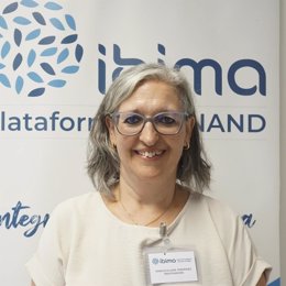 La investigadora de Ibima Plataforma Bionand y técnica de la salud de la Unidad Docente Multiprofesional de Atención Familiar y Comunitaria del Distrito Sanitario Málaga Guadalhorce, Francisca Leiva, lidera el equipo de 'Stop Iatro'.