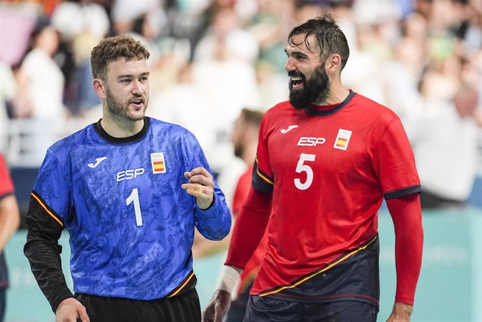 Gonzalo Pérez de Vargas y Jorge Maqueda tras un partido en Paris 2024