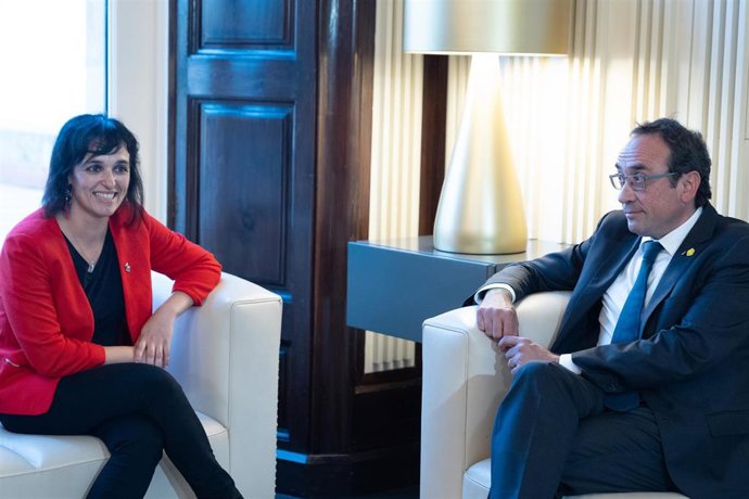 Archivo - El presidente del Parlalament, Josep Rull, recibe a los diputados de Aliança Catalana, Sílvia Orriols y Ramon Abad, en la rueda de consultas previa a la investidura del socialista Salvador Illa, a 6 de agosto de 2024
