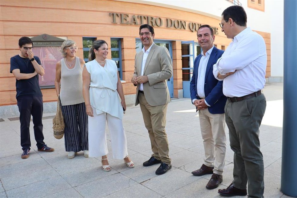 El vicepresidente segundo del Gobierno de Castilla-La Mancha, José Manuel Caballero,en Consuegra.