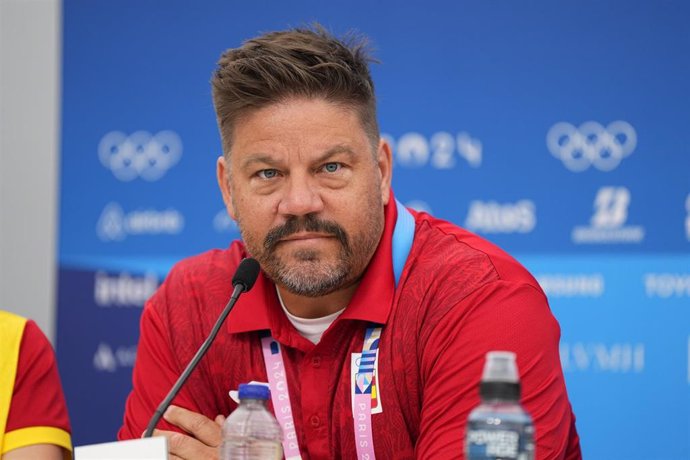 Max Caldas, seleccionador de España de hockey hierba, en la rueda de prensa previa al torneo olímpico de París 2024