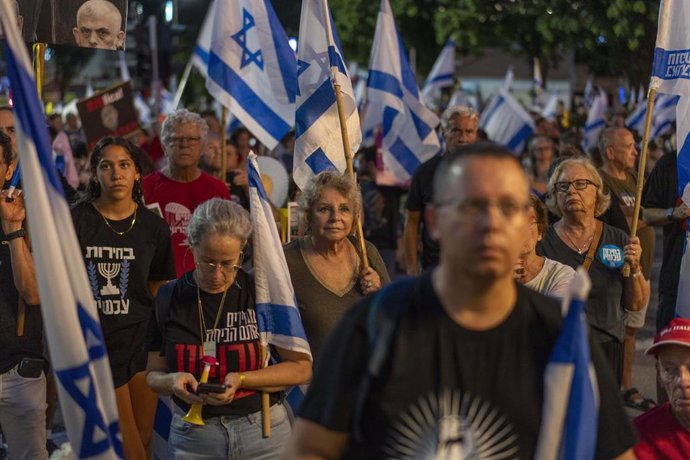 Familiares de los rehenes secuestrados por Hamás protestan en Haifa