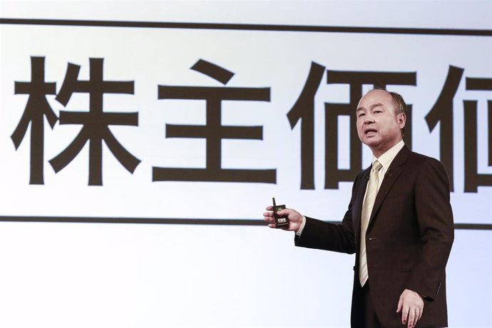 Archivo - 12 February 2020, Japan, Tokyo: Japan's SoftBank Group Corp Chief Executive Masayoshi Son speaks during a press conference to announce the company's third quarter (April - December, 2019) of the fiscal year ending 31 March 2020. Photo: Rodrigo R