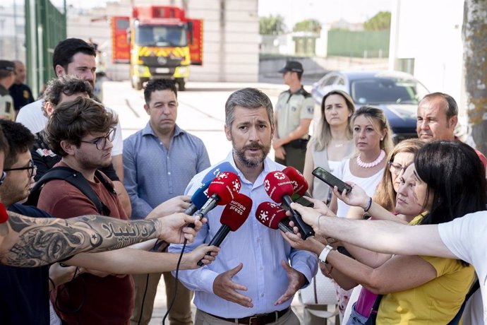 El consejero de Presidencia, Justicia y Administración Local de la Comunidad de Madrid, Miguel Ángel García Martín, atiende a los medios de comunicación, a 6 de agosto de 2024, en El Molar, Madrid (España). 