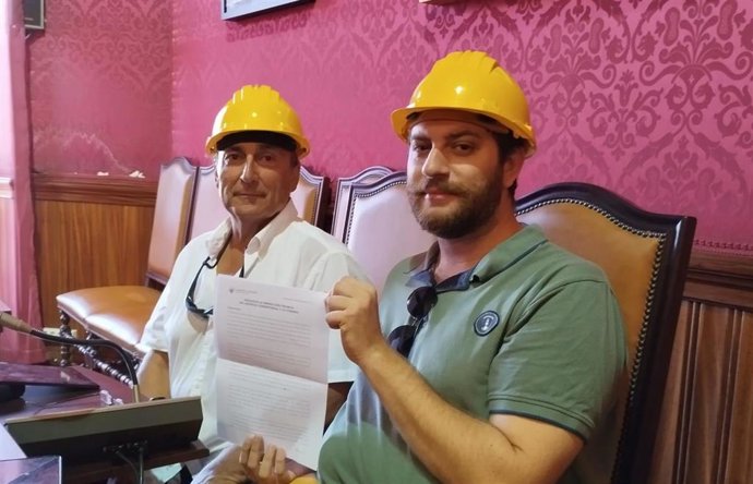 Los concejales de Llibertat Llucmajor en el pleno municipal.