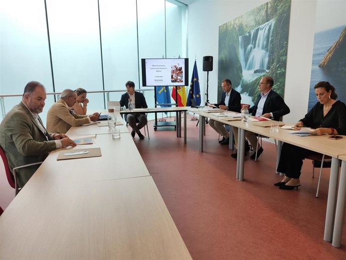 Reunión de la Comisión de la Oficina Económica y Comercial