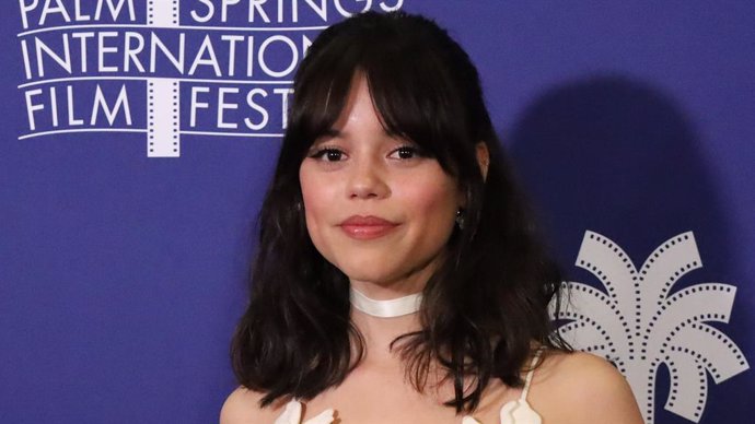 Jenna Ortega rectifica tras criticar a los guionistas de Miércoles "Podría haber usado mejor mis palabras"