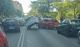 Vista del accidente desde el interior de uno de los vehículos que circulaban por la zona