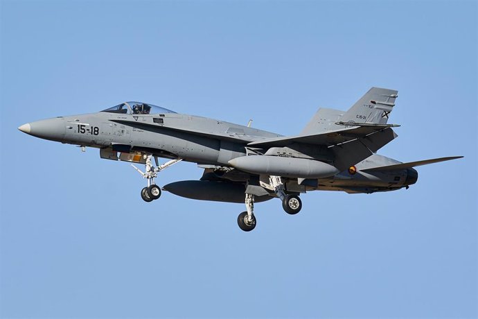 Archivo - Un avión F-18 Hornet Ejército del Aire de España