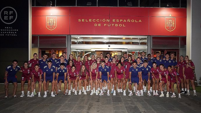 La RFEF acuerda un plan de conciliación familiar con las selecciones olímpicas de fútbol