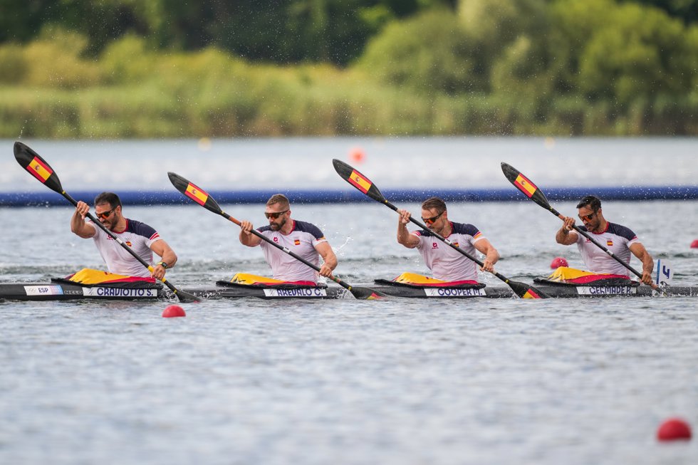 Saúl Craviotto, Carlos Arévalo, Marcus Cooper y Rodrigo Germade en su semifinal del K4 500 metros de Paris 2024