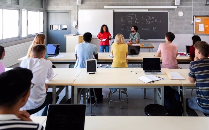 Más del 77% de los universitarios españoles nunca ha recibido formación en comunicación oral