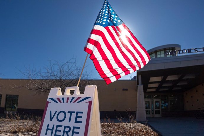 July 30, 2024: Voters cast ballots for the 2024 Presidential Nominating Primary at Dayton's Bluff Recreation Center, a polling place in Ramsey County March 5, 2024, in St. Paul, Minnesota.