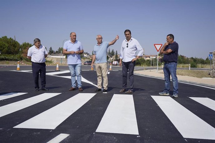 De Vicente, durante la visita a las obras.