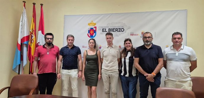 Participantes en la reunión del Consorcio celebrada este viernes.