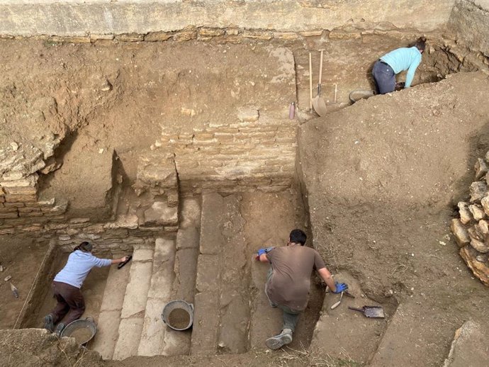 Trabajos en la Villa Romana de Las Gabias