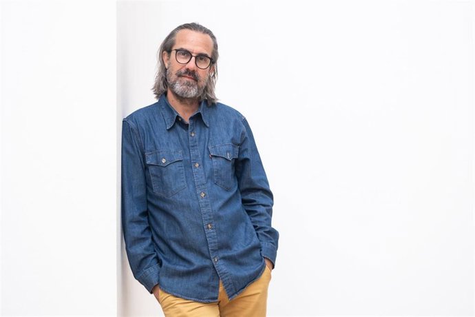 Archivo - Miguel Ángel Rolland, autor de la obra 'I8I'.