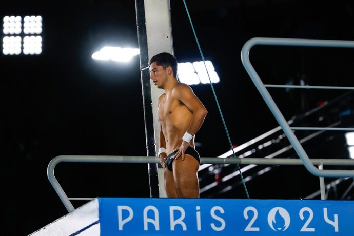 Randal Willars Valdez of Mexico competes during Men's 10m Platform Preliminary of the Diving on Aquatics Centre during the Paris 2024 Olympics Games on August 9, 2024 in Paris, France.