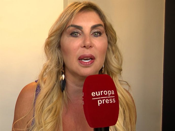 Malena Gracia anuncia que está escribiendo sus memorias sobre Paco Arévalo