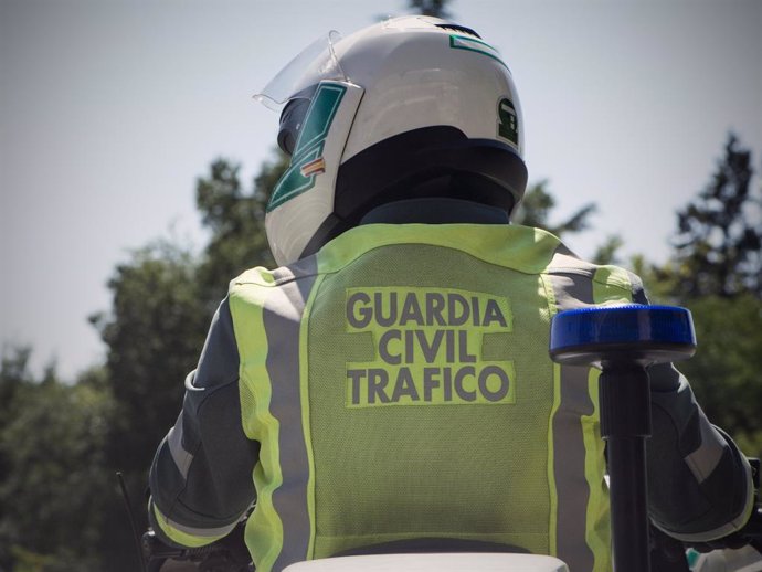 Agente de la Guardia Civil de Tráfico en una imagen de archivo 