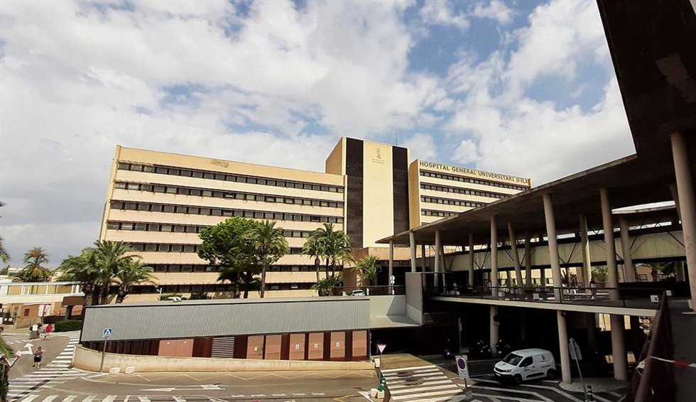 El Hospital General Universitario de Elche refuerza su personal durante las fiestas de la Nit de l'Alb