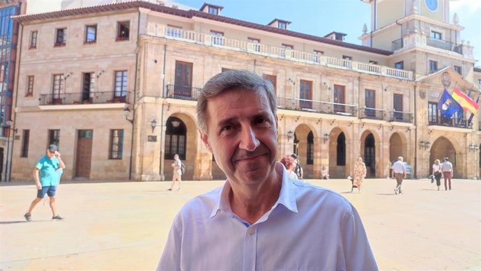 El portavoz del Grupo Municipal Socialista en el Ayuntamiento de Oviedo, Carlos Fernández Llaneza.