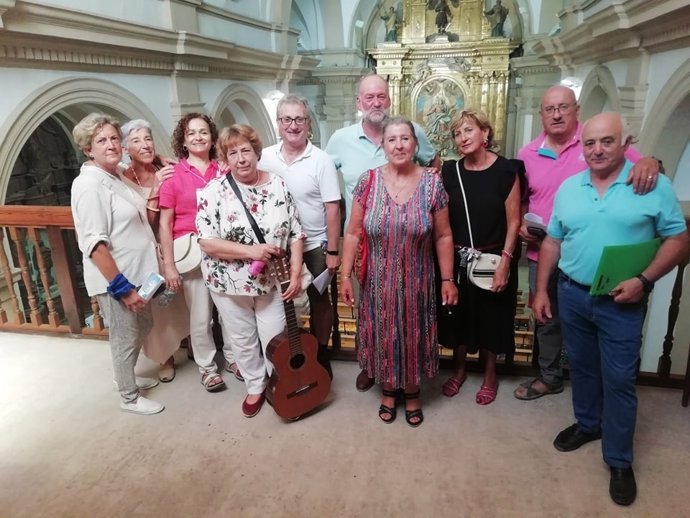 Ensayo de la coral de Biscarrués para la misa del día 15 de agosto.