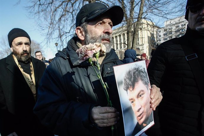 Archivo - Ceremonia en recuerdo del opositor ruso Boris Nemtsov 