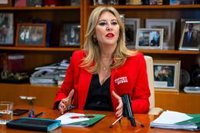 España llama "marioneta" a Montero por ser "la primera en apoyar el cupo catalán para blanquear la investidura de Illa"