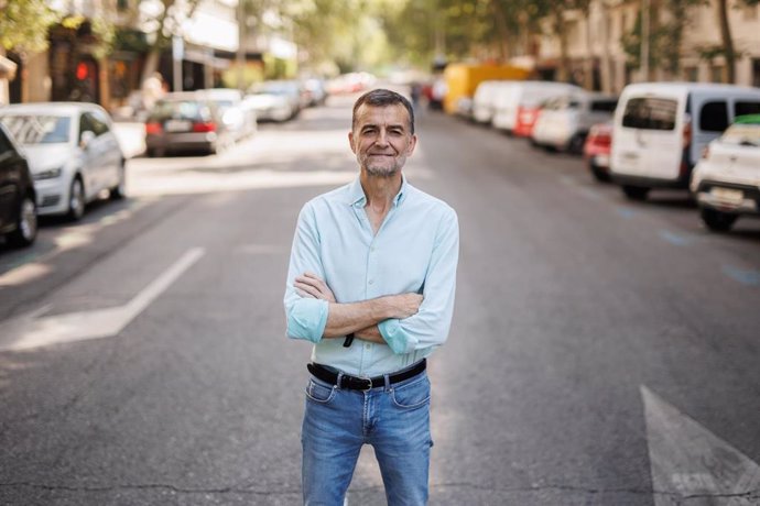 El coordinador federal de IU, Antonio Maíllo, tras la entrevista para Europa Press.