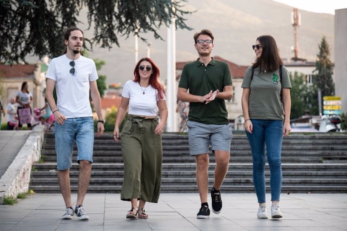 Jóvenes acompañados por AldeasInfantiles SOS.