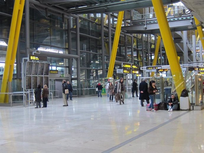 Archivo - Aeropuerto de Madrid-Barajas