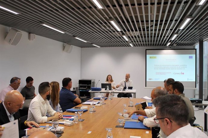 Presentación de la solución tecnológica denominada "ConectIA"