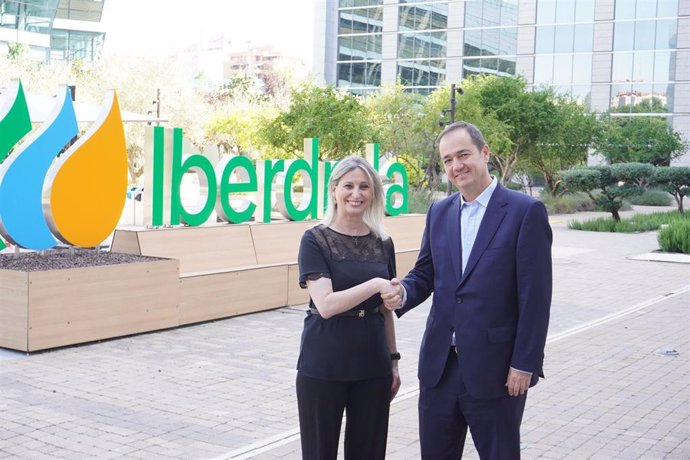 Iberdrola cierra acuerdo con Agremia para impulsar sustitución de calderas de combustión por bombas de calor