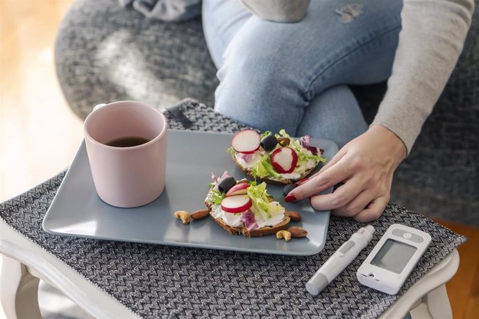 Archivo - Foto de alimentación en verano para personas con diabetes.