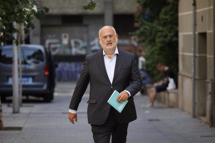 El diputado de Junts Eduard Pujol I Bonell a su llegada a una reunión de la ejecutiva de Junts, a 30 de julio de 2024, en Barcelona