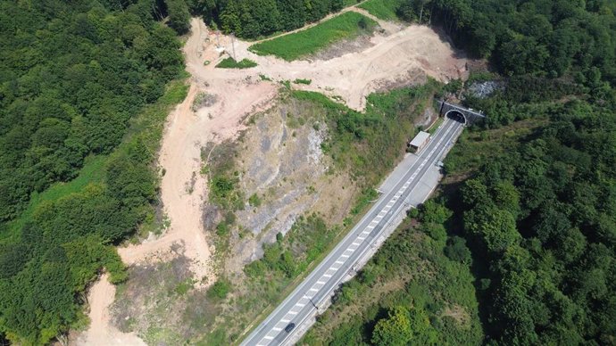 Obras en la boca sur del túnel de Belate