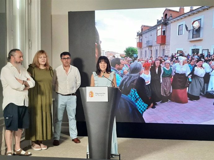 Un momento de la presentación del acto de este sábado en Presencio (Burgos).