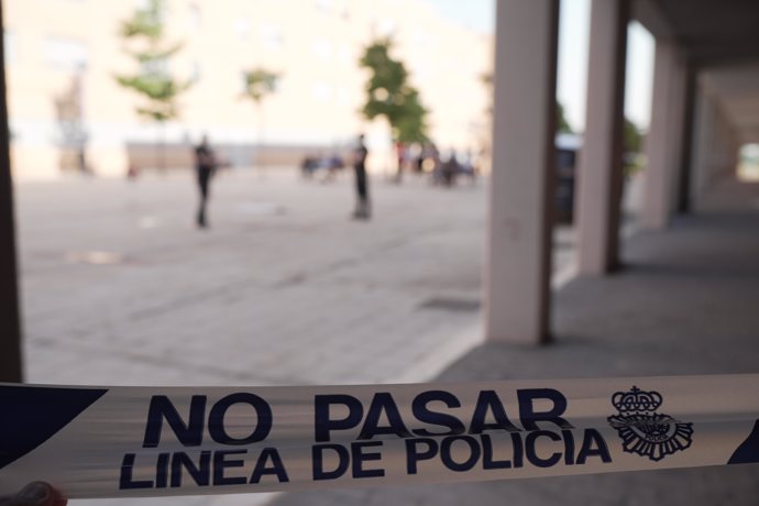 Una cinta policial en el lugar donde han ocurrido los hechos, a 12 de agosto de 2024, en Valladolid, Castilla y León (España).