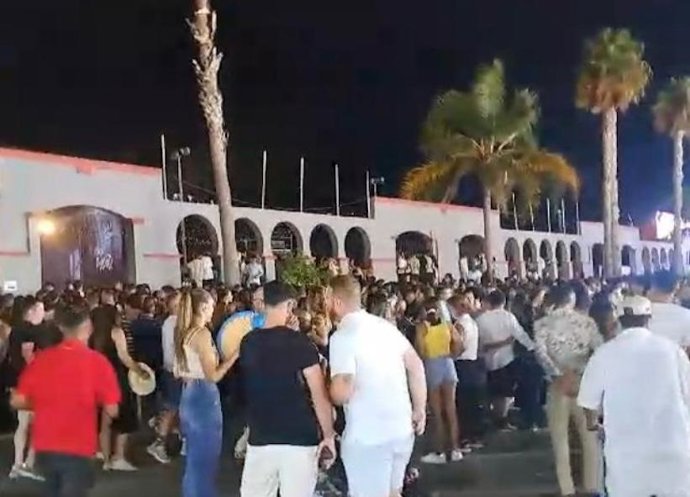 Imagen facilitada por el PSOE del entorno del espacio que acogió el concierto de Omar Montes en Motril