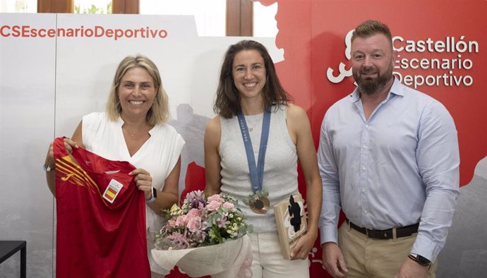 Barrachina recibe a Sara Sorribes