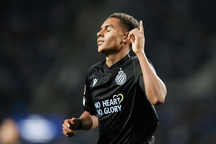 Archivo - Antonio Nusa celebra un gol con el Brujas belga