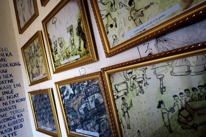 Archivo - Jul 31, 2014 - Gulu, Uganda - Memorial place in Northern Uganda. Painting made by victims. From 1987-2006 thousands were brutally killed, family members were lost and misplaced. Dignity and hope in Northern Uganda was erased due the endless war 