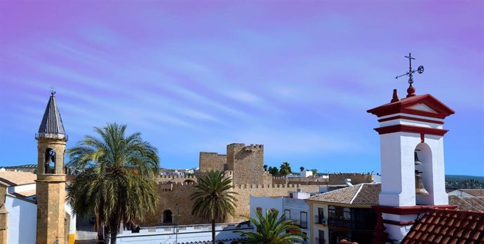 Archivo - Vista del Castillo de Lopera