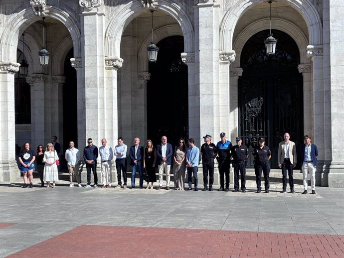 Minuto de silencio en el Ayuntamiento